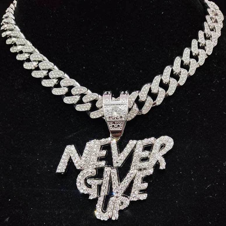 NEVER GIVE UP Pendant & Chain - Bold Jewelry | DRIP YOUR STYLE